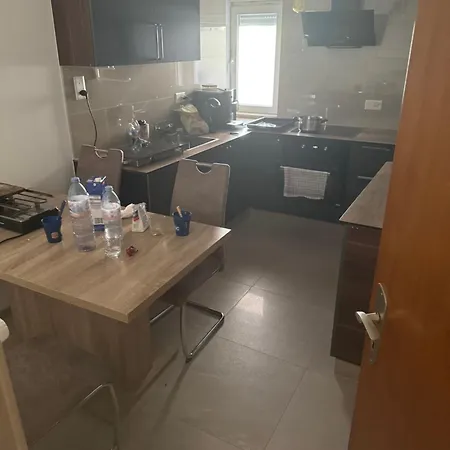 Casa Con E Bagni Perfetta Per Lavoratori Studente E Di Passaggio 招待所 *